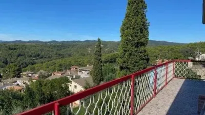 Chalet in Els Hostalets de Pierola photo 3