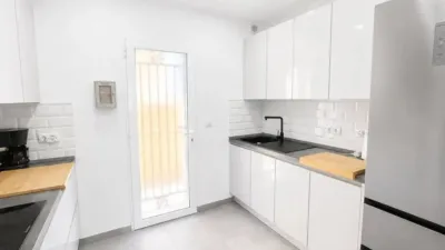 Pis – Orihuela, Urbanización Las Ocas, Villa Martín - Més