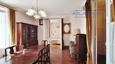 Piso – A Coruña, Cidade Vella - Más