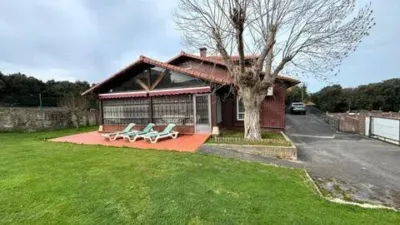 Chalet in Barrio de la Peña photo 2