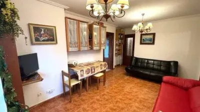 Apartment on Avenida de Santos Mártires photo 11
