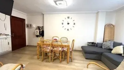 Ground-floor apartment on Calle de los Nogales photo 11