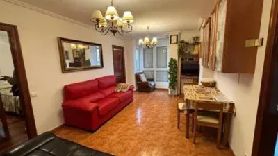 Apartment on Avenida de Santos Mártires photo 10