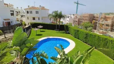 Apartment on Calle Lugar, Urbanización Casares Golf Country Club, 63 C photo 2