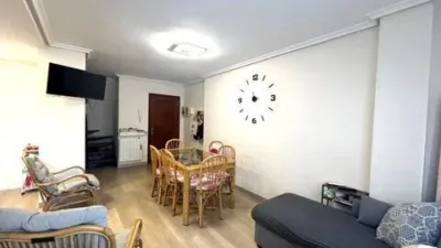 Ground-floor apartment on Calle de los Nogales photo 10