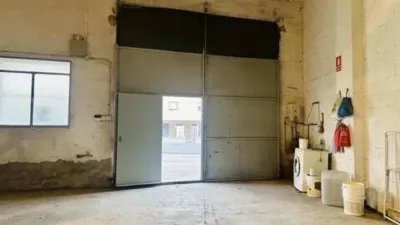 Local comercial en venta en Caudete - Más