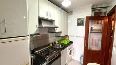 Apartment on Avenida de Santos Mártires photo 18