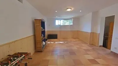Chalet on Carrer del Duero photo 17