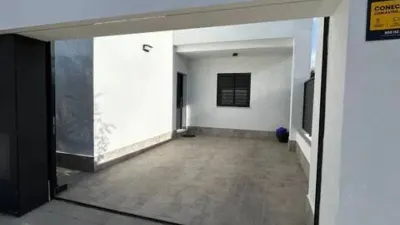 Townhouse in La Rinconada photo 3