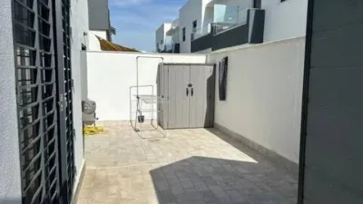 Townhouse in La Rinconada photo 16