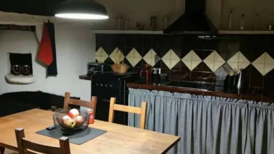 Rustic house in Besalú photo 8