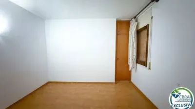 Apartment on Carrer del Puig Rom photo 9