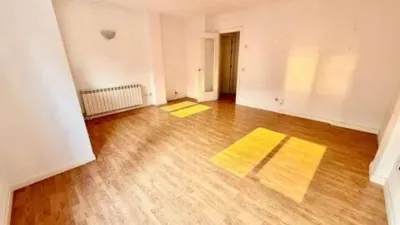 Apartment in Valdelasfuentes-Norte photo 4