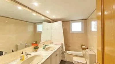 Chalet on Carrer del Duero photo 40