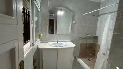 Apartment on Rafael Salgado Street photo 12