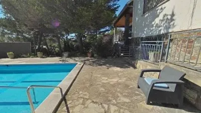 Chalet on Carrer del Duero photo 4