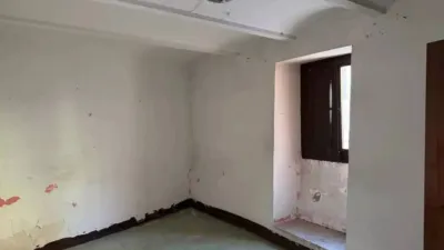 Duplex Apartment in Besalú photo 2