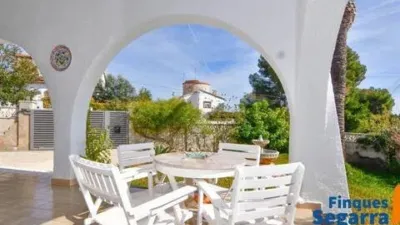 Chalet on Carrer de Joaquim Mir photo 26