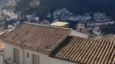 Townhouse in Cazorla photo 8