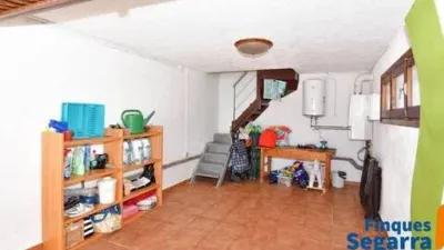 Chalet on Carrer de Joaquim Mir photo 23