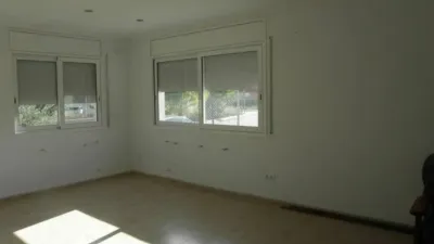 Chalet in Porqueres photo 4