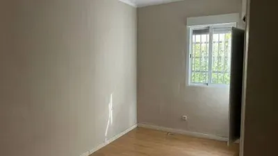 Apartment on Rafael Salgado Street photo 17