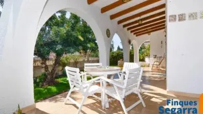 Chalet on Carrer de Joaquim Mir photo 27