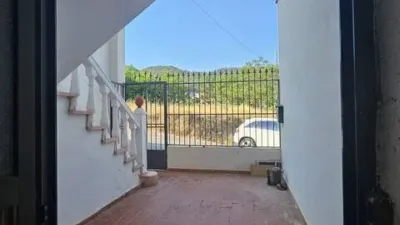 Chalet on Calle de Aceral photo 11