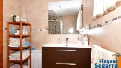 Chalet on Carrer de Joaquim Mir photo 22