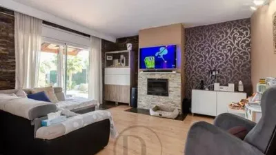 Chalet on Carrer de Venècia photo 3