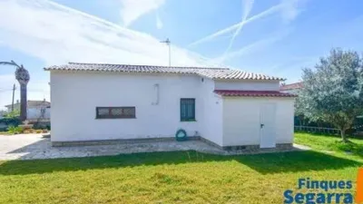 Chalet on Carrer de Joaquim Mir photo 6