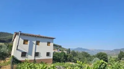 Chalet on Calle de Aceral photo 8