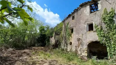 Casa rústica en Sant Joan Les Fonts photo 3