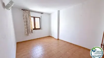 Apartment on Carrer del Puig Rom photo 11