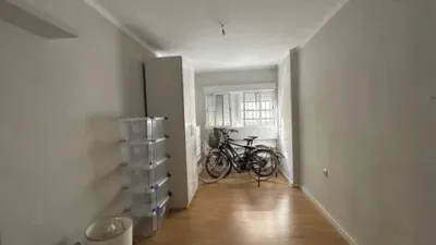 Apartment on Rafael Salgado Street photo 8