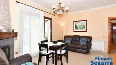 Chalet on Carrer de Joaquim Mir photo 9