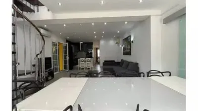 Chalet on Carrer del Montseny photo 8