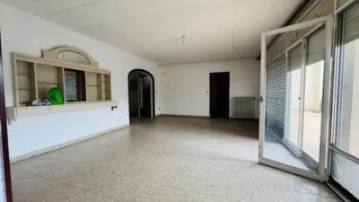 Chalet in La Jonquera photo 3