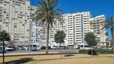 Apartment in Passatge Muga Delta photo 10