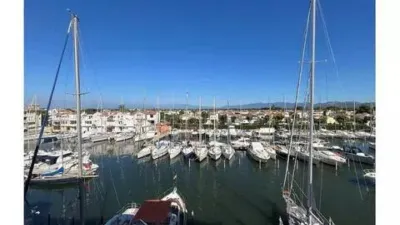 Apartment in Empuriabrava photo 11