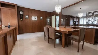 Apartment in Centre photo 9