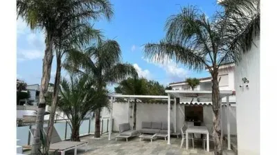 Chalet on Carrer Falconera photo 17
