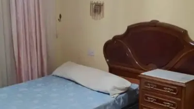 Apartment for sale in Vista Alegre Street, Játar-Granada. This charming town enjoys a privileged location surrounded by nature and mountains, close to the Los Bermejales reservoir. A very quiet place to live. The apartment features three bedrooms, living room, kitchen, bathroom, terrace, and a local or garage space for two vehicles. Don't hesitate—this is your home. photo 2