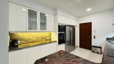 Chalet in Figueres photo 9