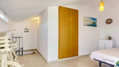 Apartment on Carrer de Pedro Calderón de la Barca photo 28