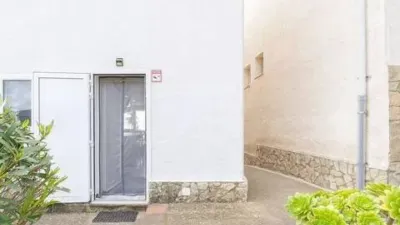 Chalet on Carrer de Joan Timoneda photo 3