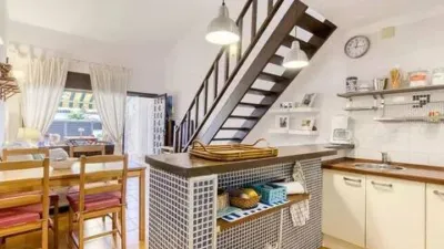 Chalet on Carrer de l'Ebre photo 18