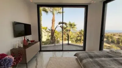 Chalet in La Fustera photo 36