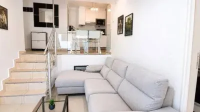Apartment on Carrer de la Muga photo 3