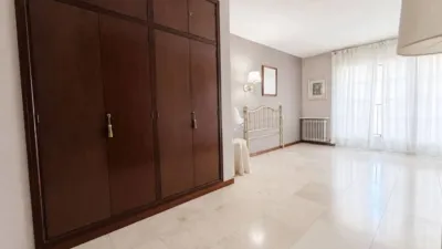 Apartment in Centre photo 14